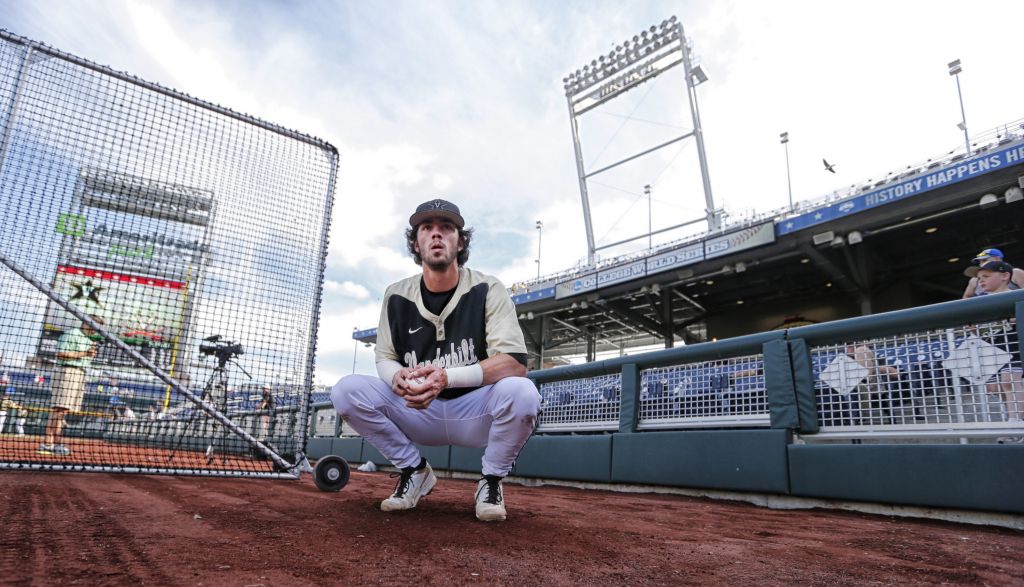 College World Series One-On-One: Vanderbilt 2B Dansby Swanson