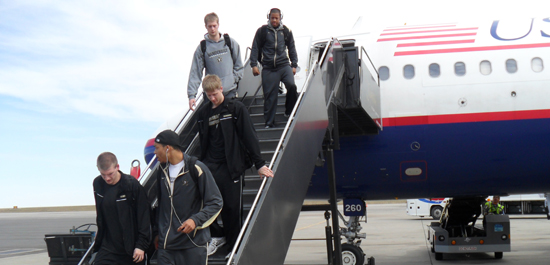 Dores arrive in Denver