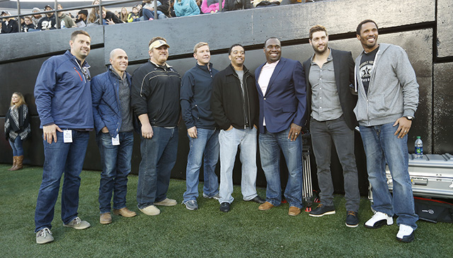 cutler_640_hof_team.jpg