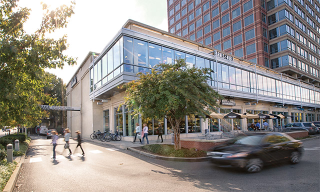 Barnes and Noble Bookstore at Vanderbilt