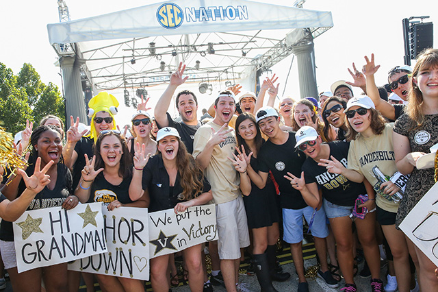 SEC Nation: It's Tebow, Finebaum - GameDay for the SEC crowd