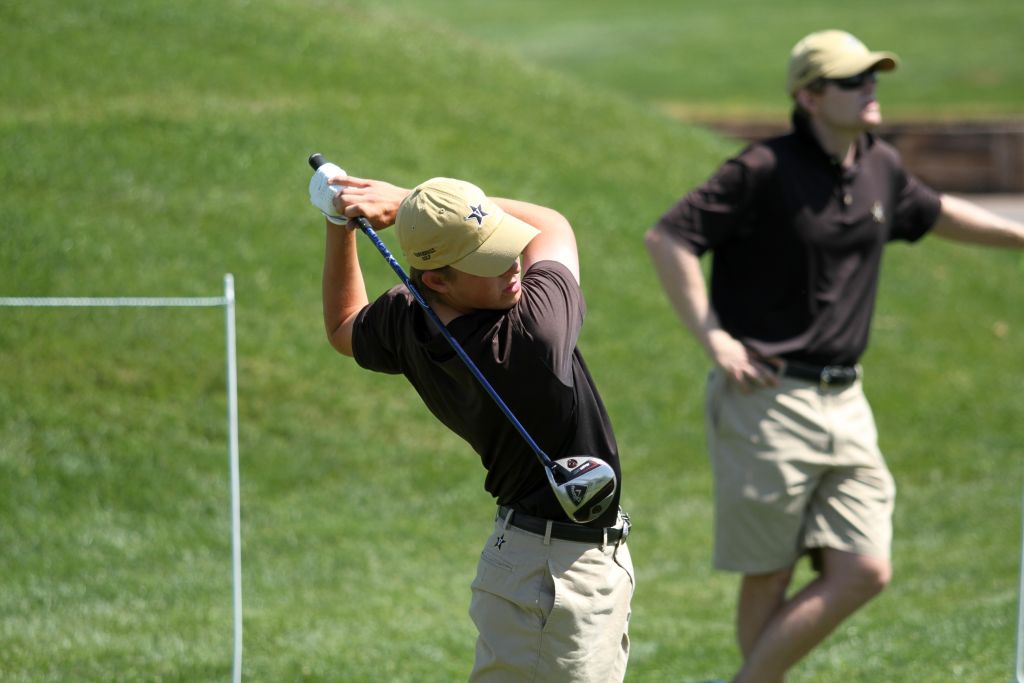 Dick's Sporting Goods Top of the World Men's Vanderbilt Commodores