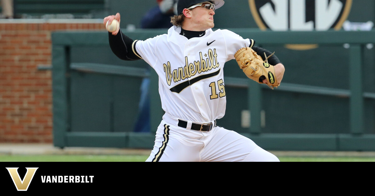 Vanderbilt's Dansby Swanson ties doubles record