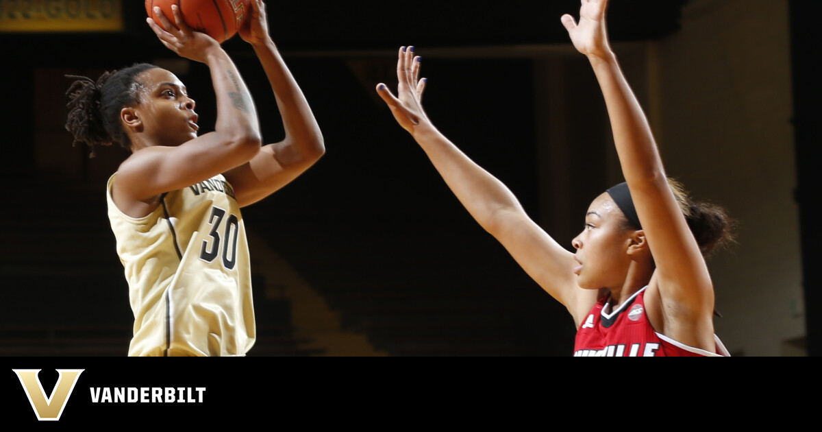 2015-16 UT Martin Women's Basketball Media Guide by UT Martin