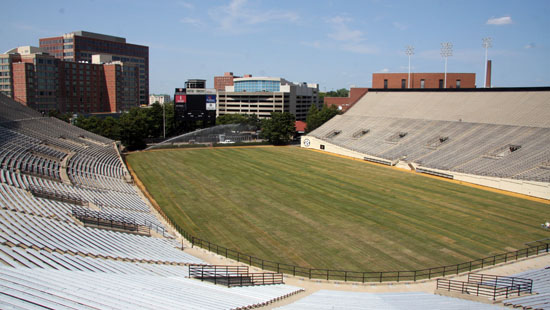 stadium_550_angle_110713.jpg