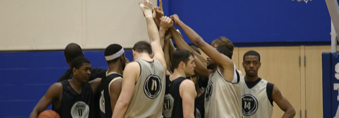 teamhuddle1030807prac.jpg