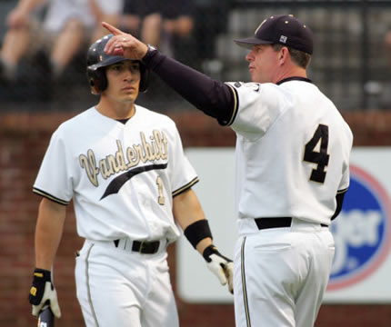 Vanderbilt Baseball on X: Schultz now pitching. 5-1, Dores trail. Time to  stretch. #VandyBoys