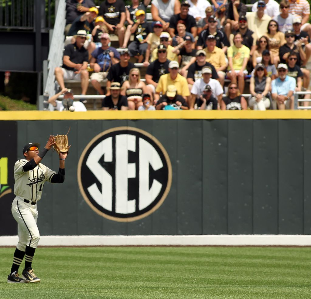 Vanderbilt vs. Stanford – NCAA Super Regional (Green) – Vanderbilt  University Athletics – Official Athletics Website