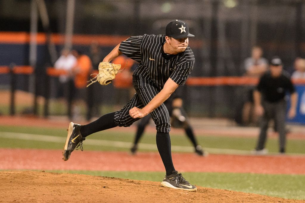 Vanderbilt at Illinois – NCAA Super Regionals 6/6/15 (Pessman) – Vanderbilt  University Athletics – Official Athletics Website