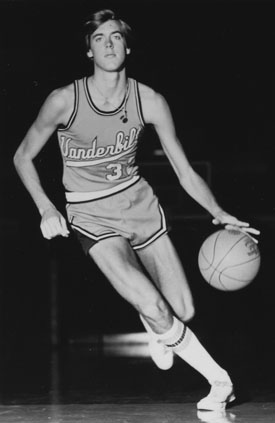 Pistol Pete MARAVICH BASKETBALL Gold Auto Hall of FameHOOK SHOT