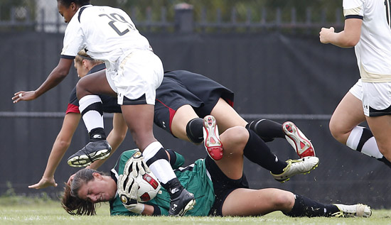 levicksoccer550100612.jpg