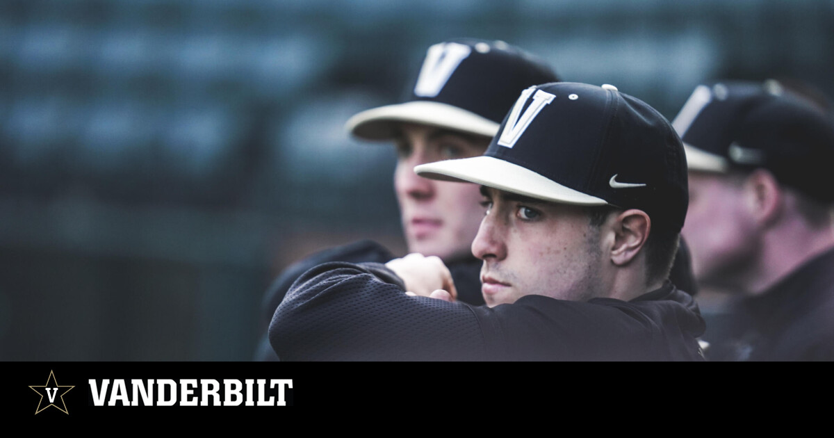 Casali homers as Vanderbilt ousts Carolina from CWS with 5-1 win