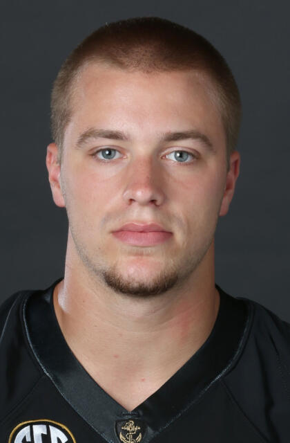 Casey Hughes - Football - Vanderbilt University Athletics