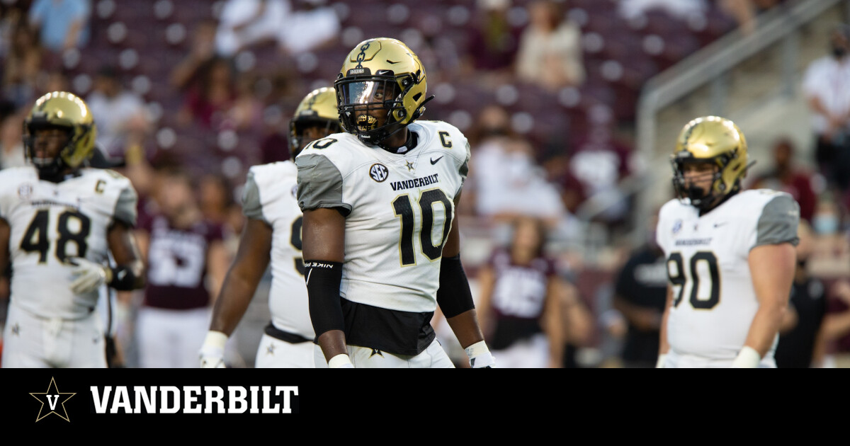 Vanderbilt Football Vanderbilt's Defensive Line Turns Heads During