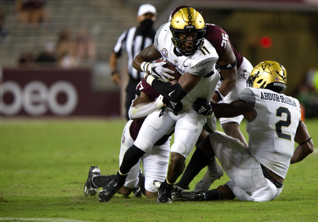 How Vanderbilt QB Ken Seals' new perspective helped him in first start  since 2021 - Main Street Media of Tennessee