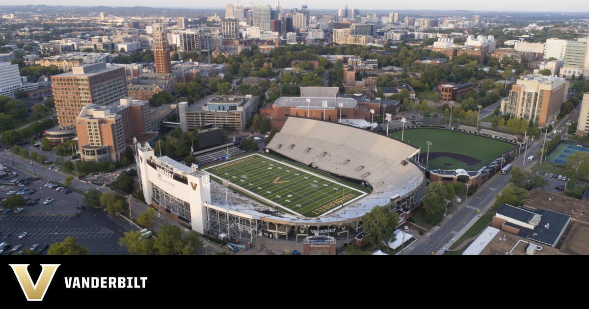 2022 Football Season Ticket Renewals Underway - Idaho State