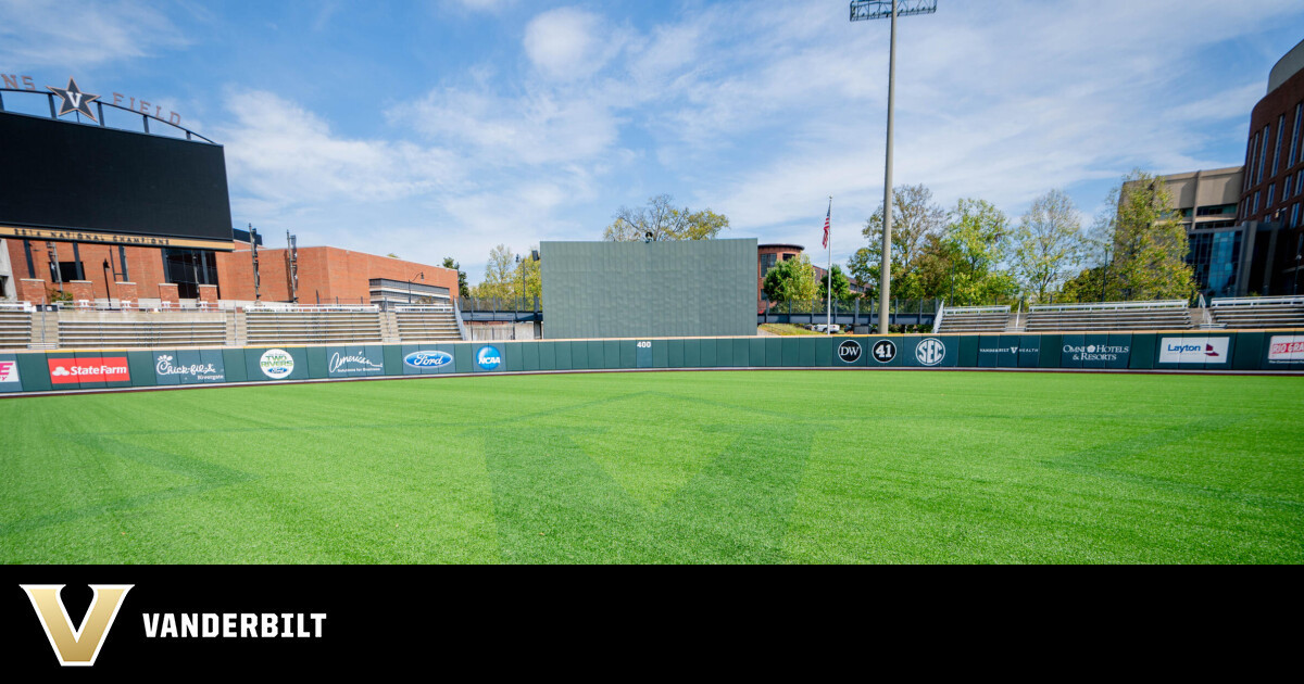 Vanderbilt Baseball on X: .@carterholton19 with the heat