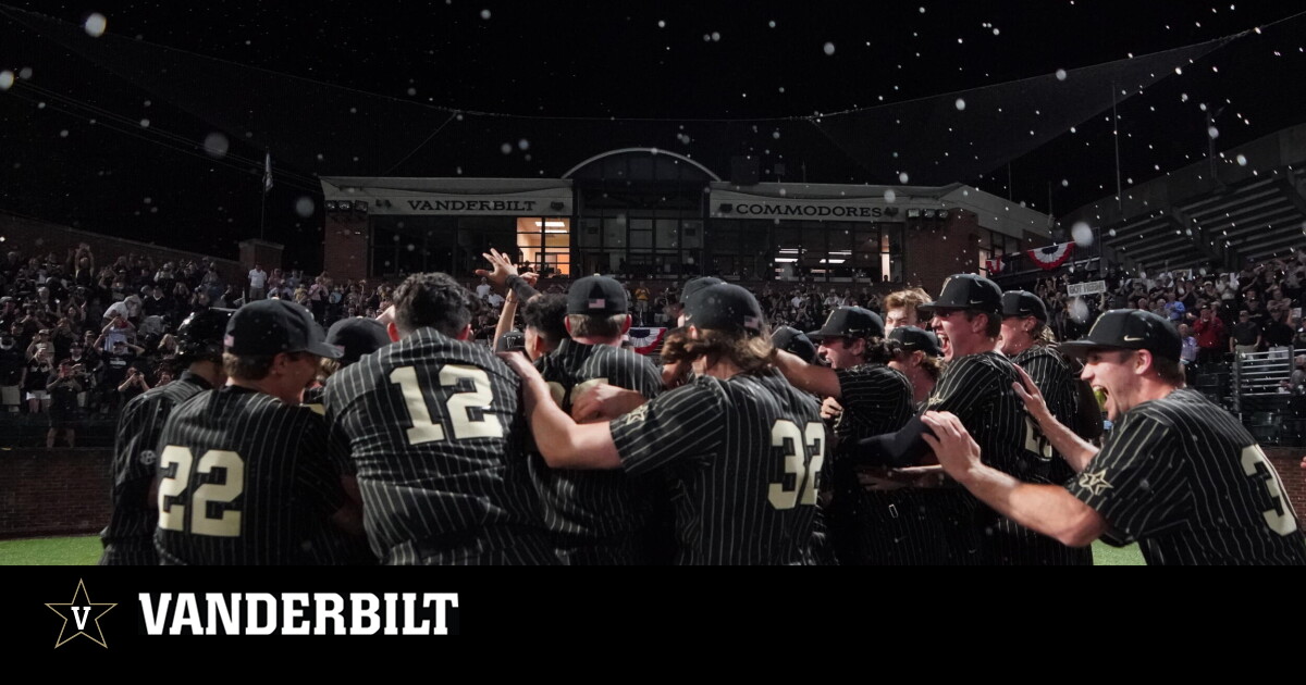 Vanderbilt Baseball on X: Dores score one in the fifth. #VandyBoys trail,  2-1.  / X