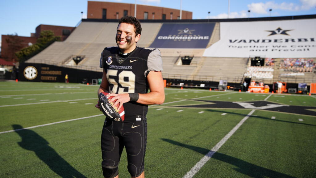 Vanderbilt Football | Academic All-District Honors for Meyer