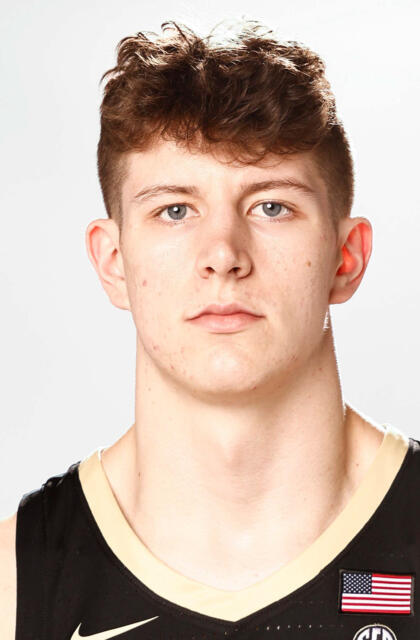 Liam Robbins - Men's Basketball - Vanderbilt University Athletics