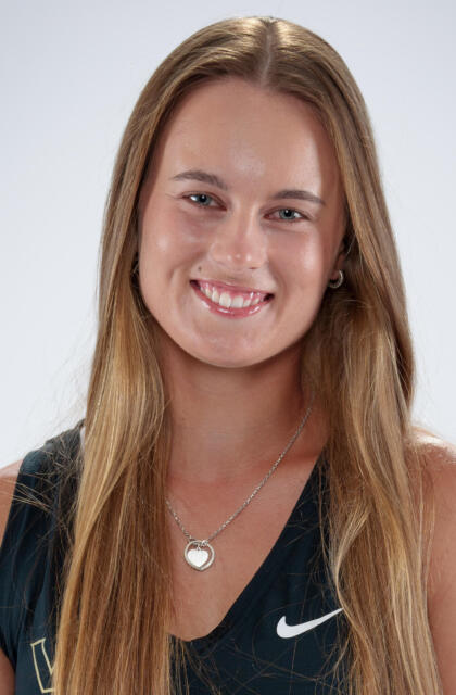 Amy Stevens - Women's Tennis - Vanderbilt University Athletics