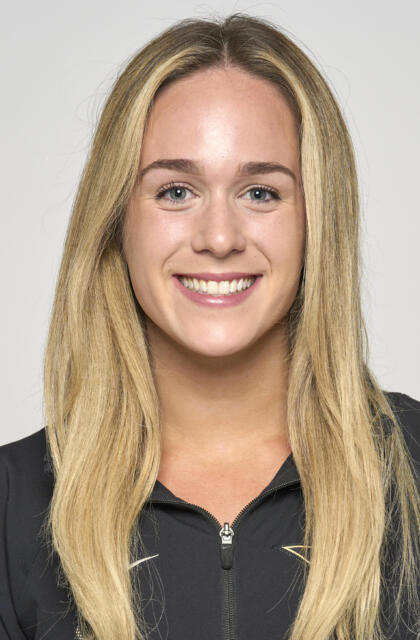 Alina Stout - Swimming - Vanderbilt University Athletics