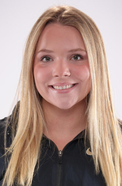 Eleanor Beers - Swimming - Vanderbilt University Athletics