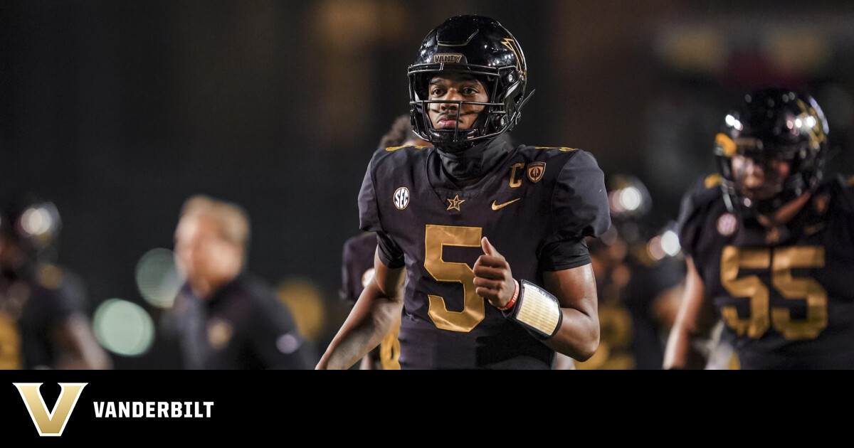 Jay Cutler is one of the best football players in Vanderbilt history