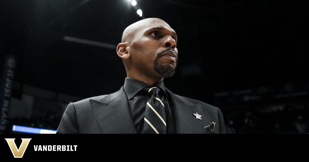 Jerry Stackhouse Named Tennessee Sports Writers Association Coach Of The Year