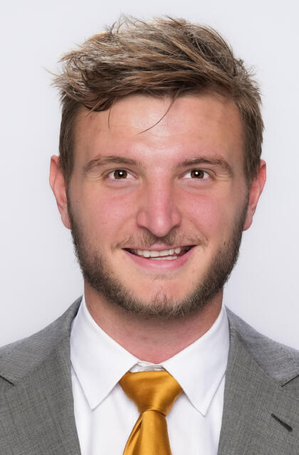 Logan Kyle - Football - Vanderbilt University Athletics