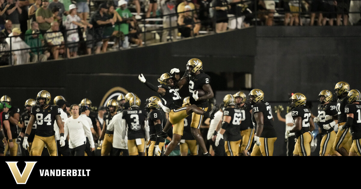 Vanderbilt vs. Illinois Game 2 postponed