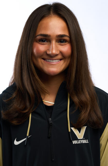 Elli Kinney - Volleyball - Vanderbilt University Athletics