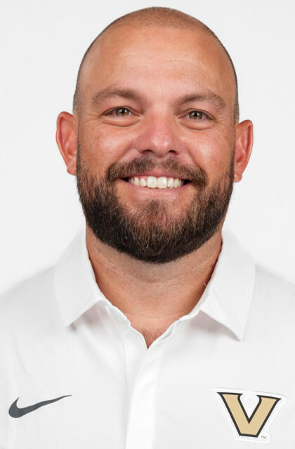 Geoff Hernandez - Men's Tennis - Vanderbilt University Athletics