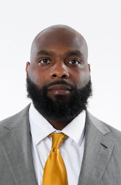 Larry Black - Football - Vanderbilt University Athletics