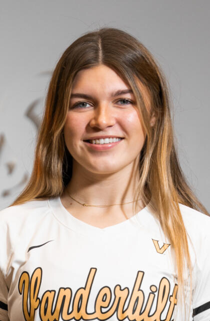 Avery Scoggins - Volleyball - Vanderbilt University Athletics