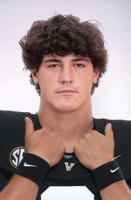 Jared Curtis - Football - Vanderbilt University Athletics