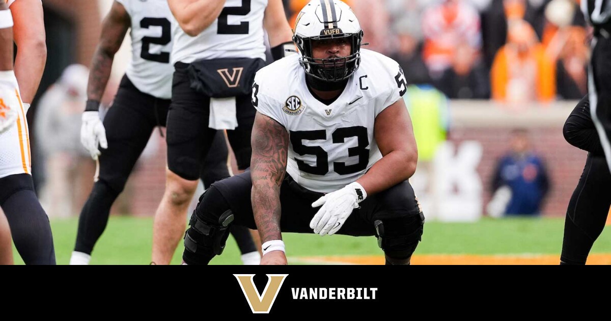 Vanderbilt Commodores Triumph in Reliaquest Bowl, Defeat Iowa 30-24 in Thrilling Finale