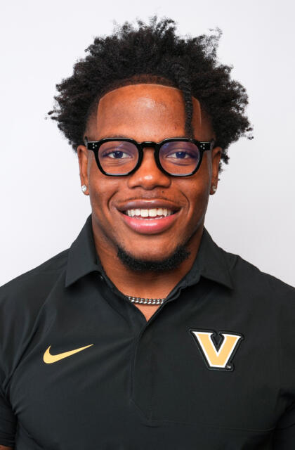 Makhilyn Young - Football - Vanderbilt University Athletics