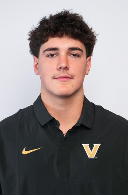 Jared Curtis - Football - Vanderbilt University Athletics