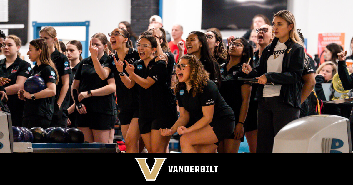 No. 2 Vanderbilt Advances With Rare 300 Baker Game